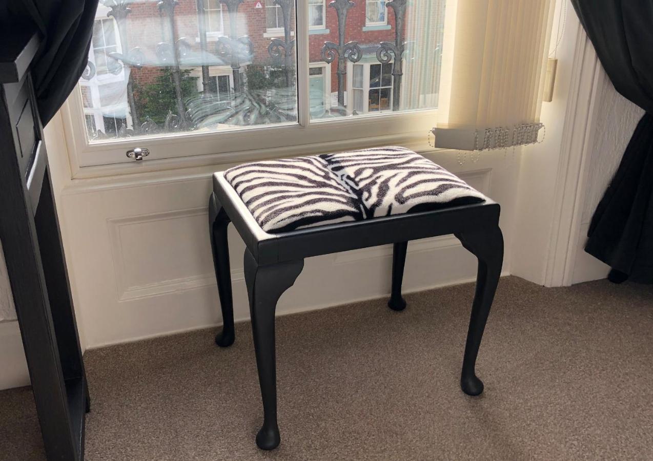 High Tor Guest House 휫비 외부 사진